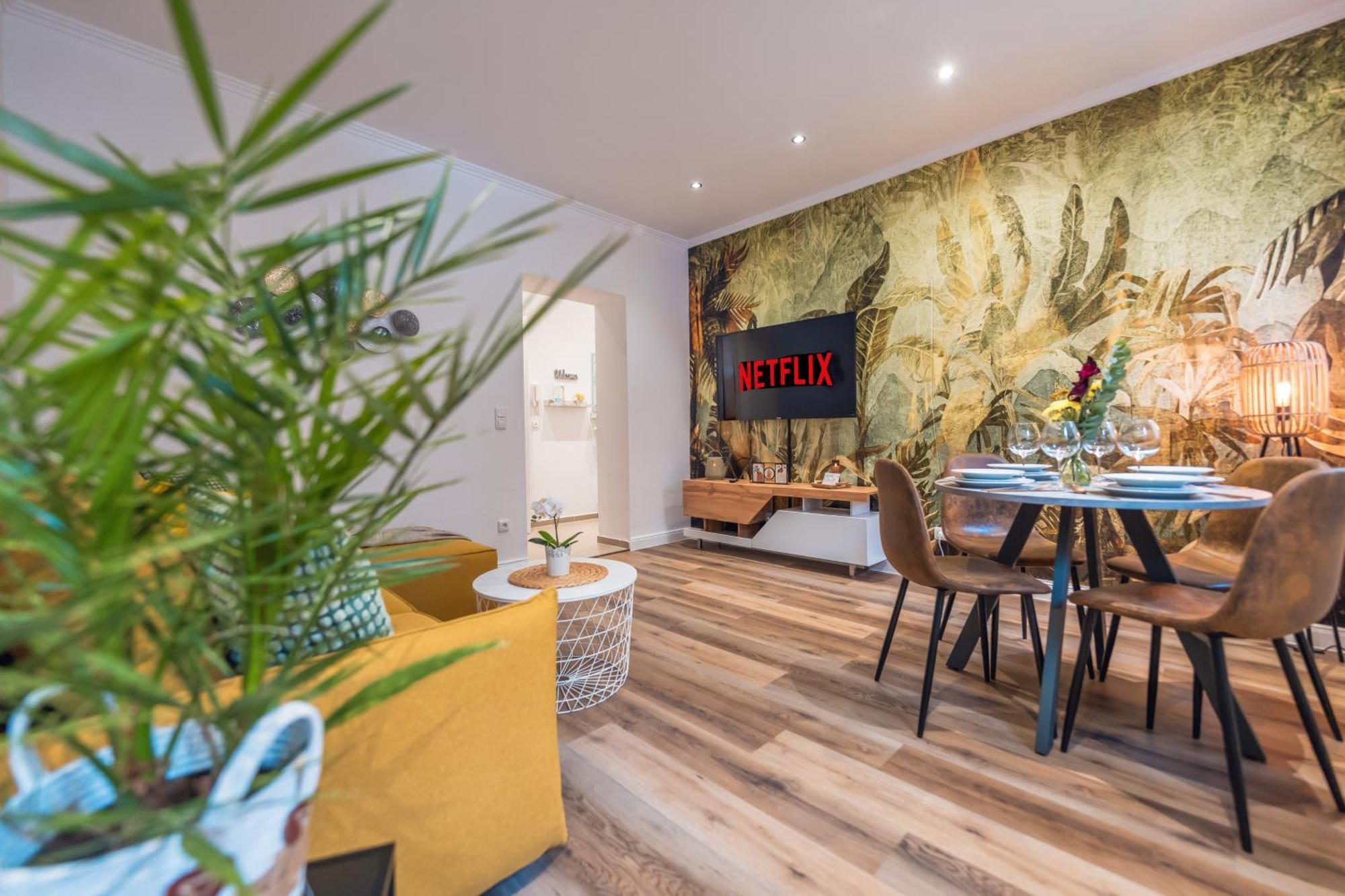 Stylisch - Ruhig - Gemuetlich - Zentral - Einladend Apartment Krefeld Bagian luar foto
