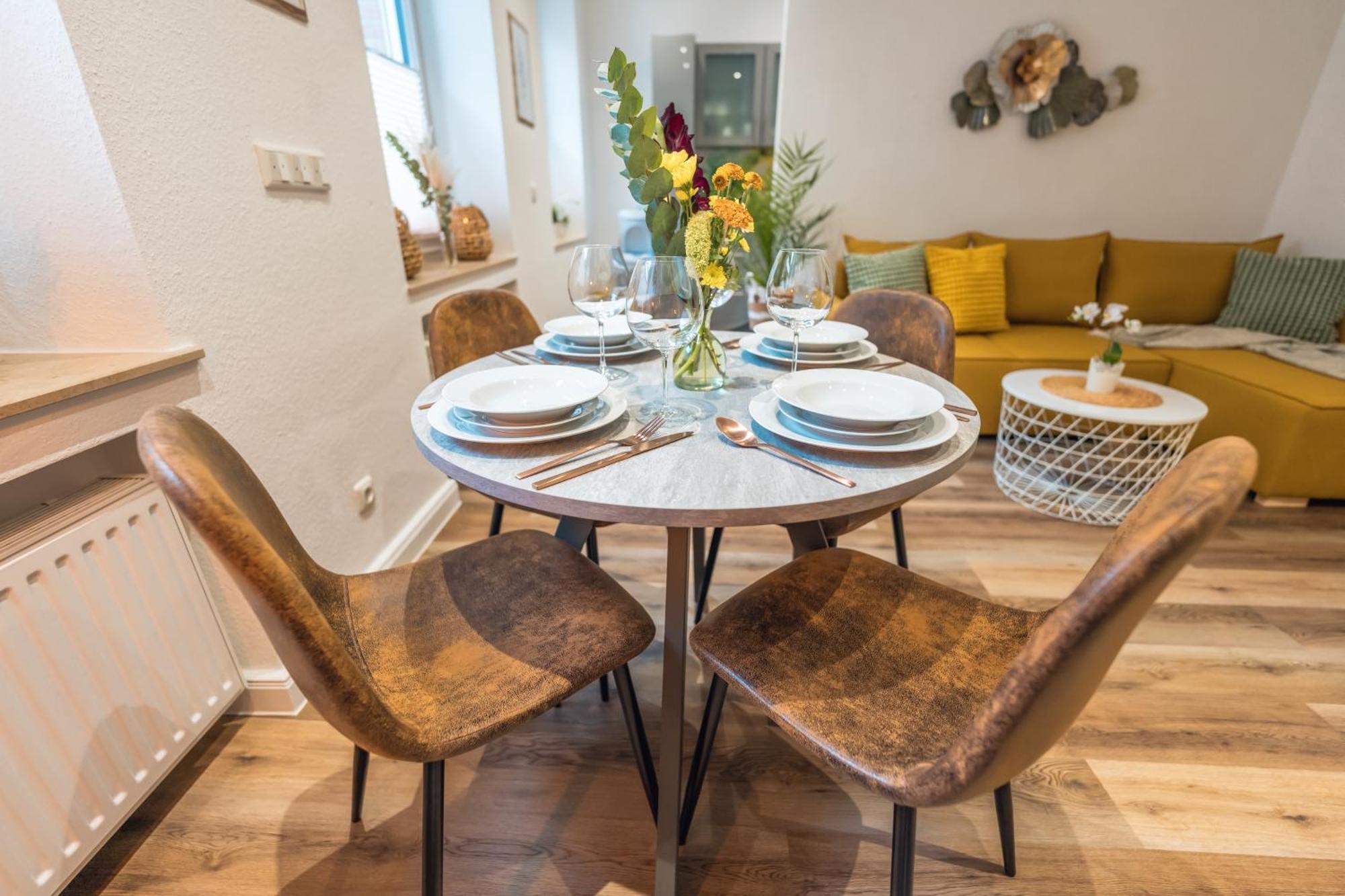 Stylisch - Ruhig - Gemuetlich - Zentral - Einladend Apartment Krefeld Bagian luar foto