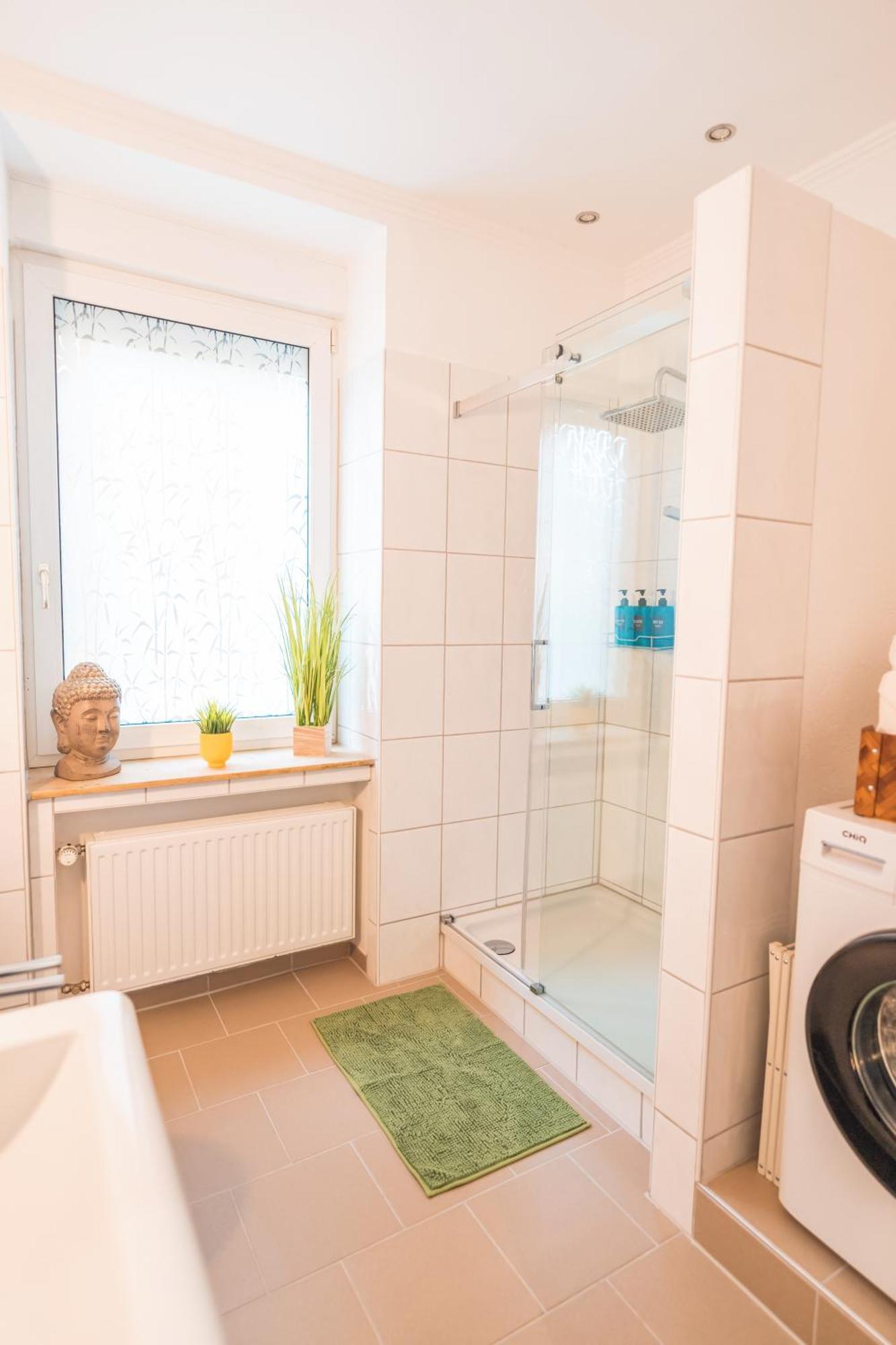Stylisch - Ruhig - Gemuetlich - Zentral - Einladend Apartment Krefeld Bagian luar foto